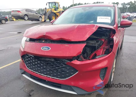 2021 Ford Escape Se z USA, uszkodzony, nr VIN 1FMCU0G67MUA04519